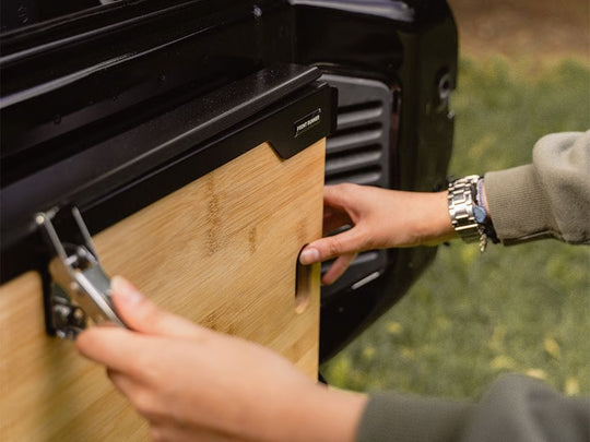 Front Runner Jeep JK/JKU/JLs Drop Down Tailgate Table